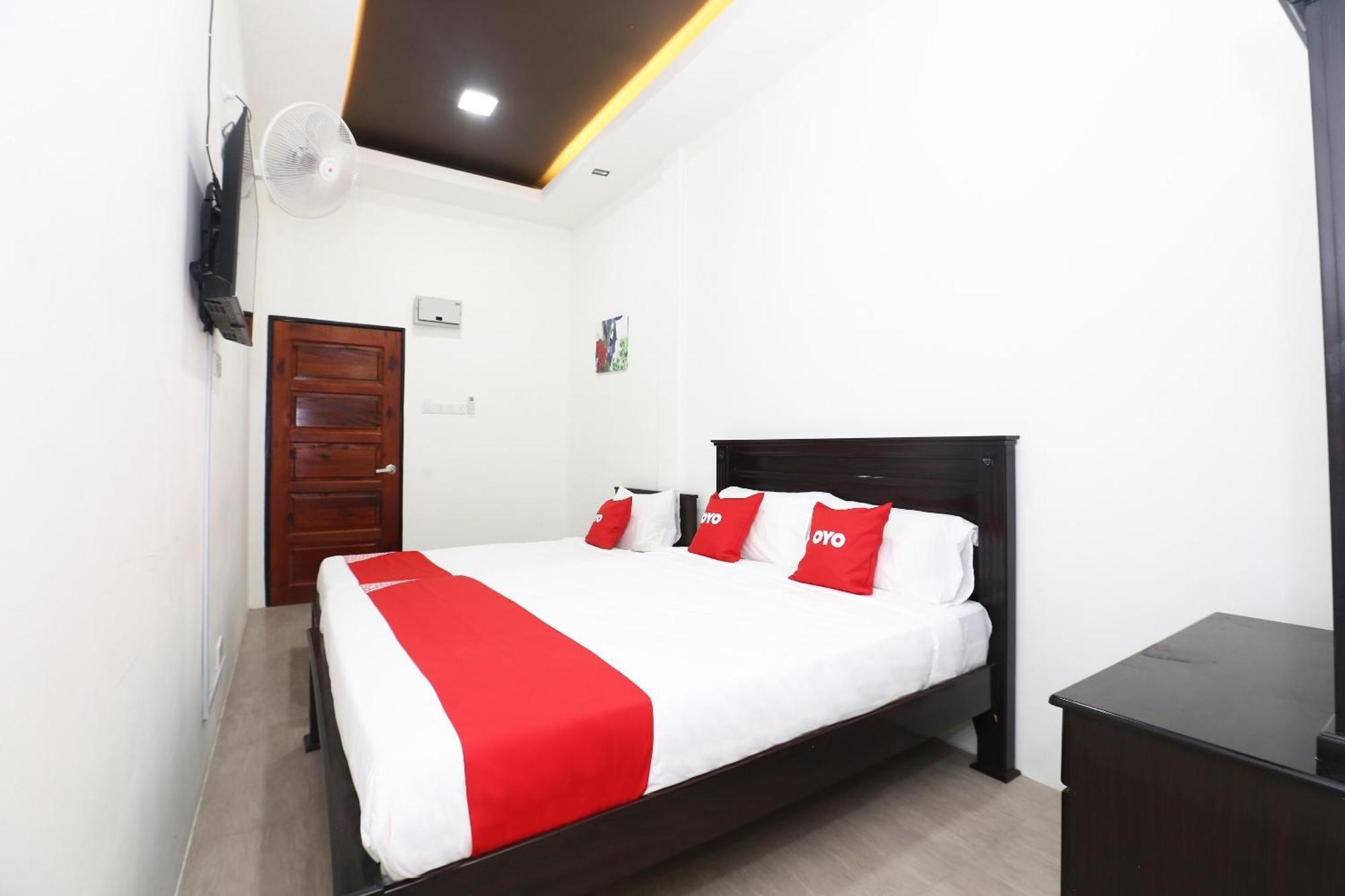 Hotel Super Oyo 89678 Ady